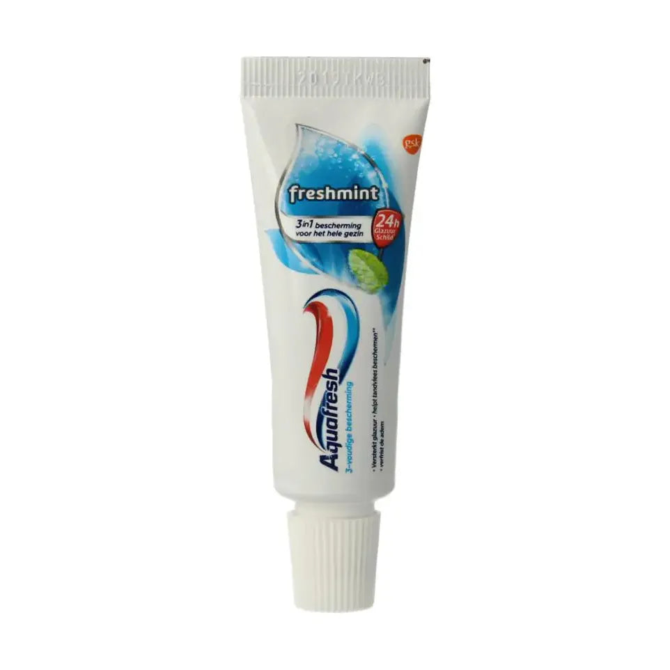 Aquafresh Tandpasta fresh & minty mini 15 ml
