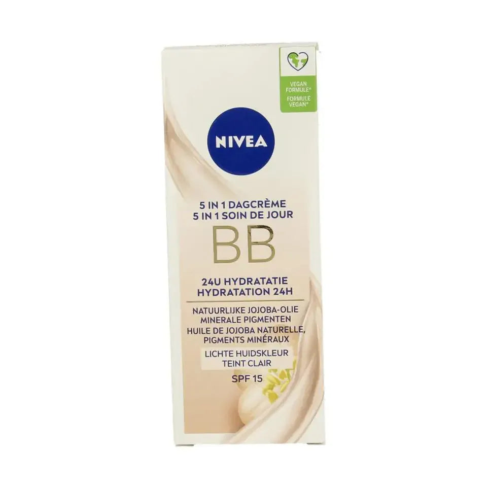 Nivea Essentials BB cream light SPF15 50 ml