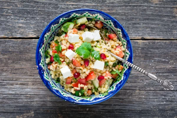 Bulgur salade met feta: 5 heerlijke varianten